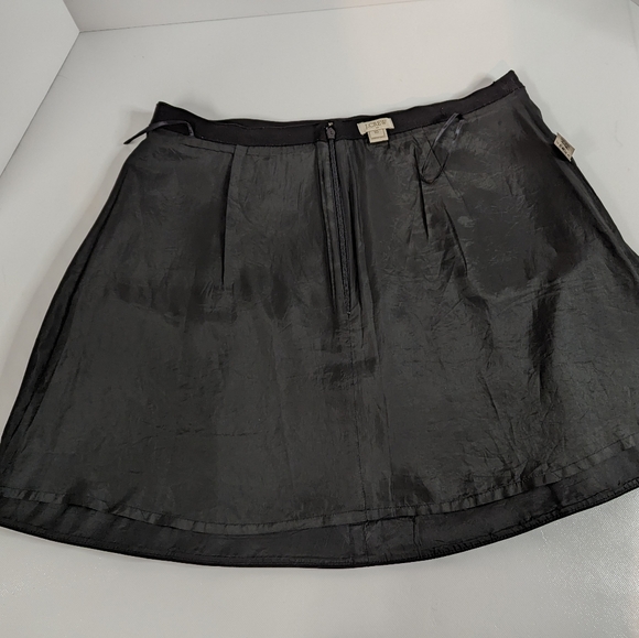 J. Crew, Black Skirt, Size 10 - Picture 3 of 9
